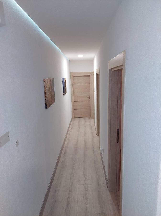 Apartment Sky 1